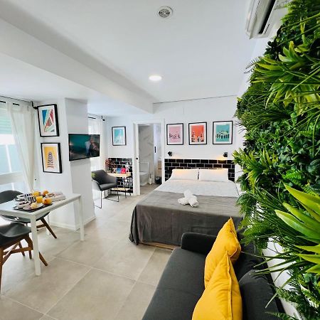 Cool Lofts Alameda Valencia Hotel Екстериор снимка