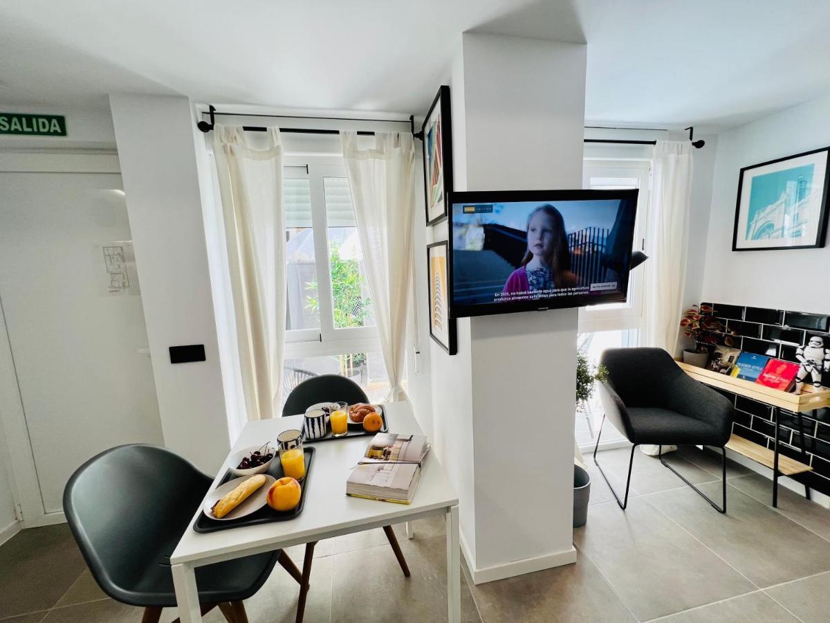 Cool Lofts Alameda Valencia Hotel Екстериор снимка