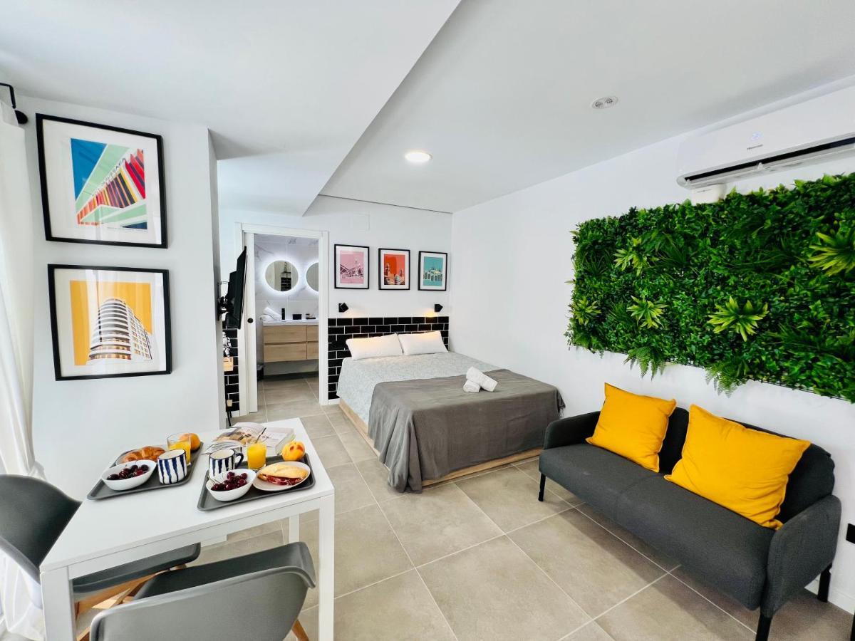 Cool Lofts Alameda Valencia Hotel Екстериор снимка