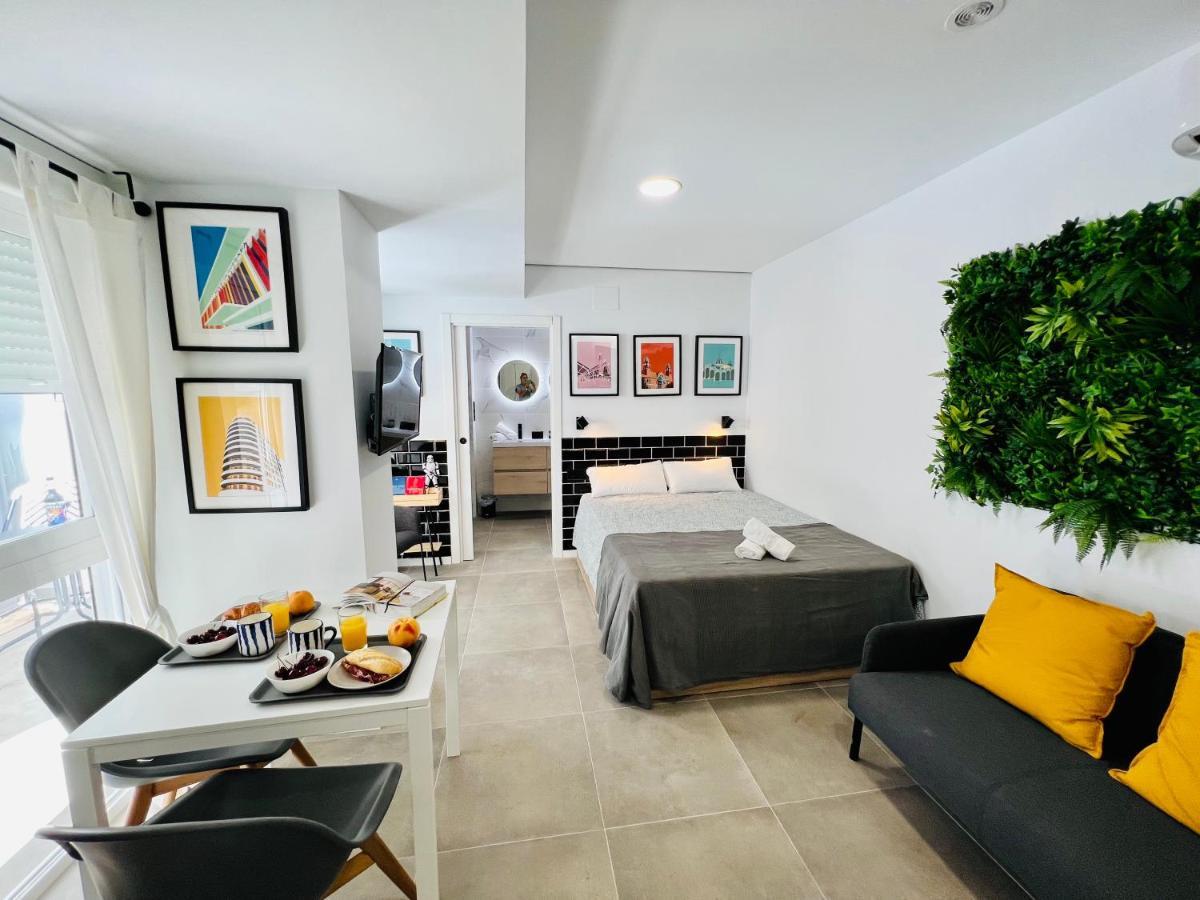 Cool Lofts Alameda Valencia Hotel Екстериор снимка