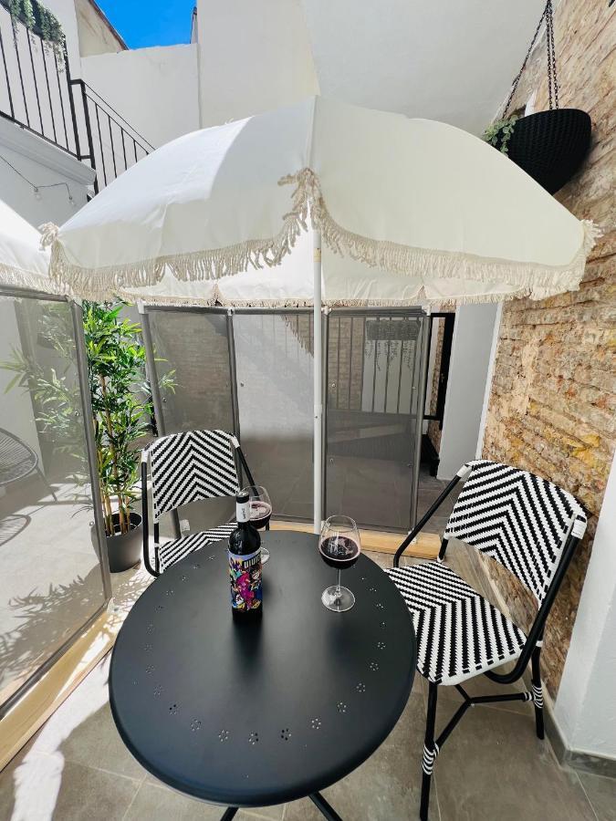 Cool Lofts Alameda Valencia Hotel Екстериор снимка