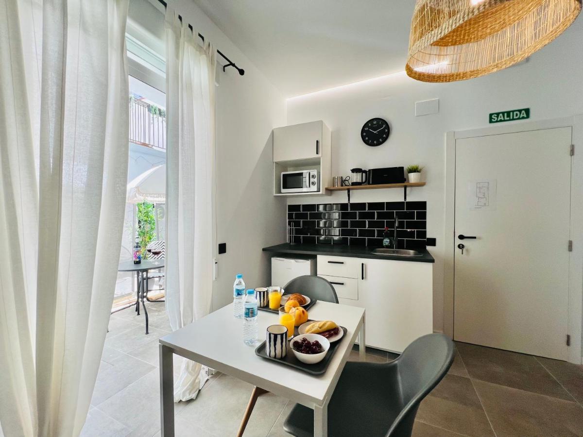 Cool Lofts Alameda Valencia Hotel Екстериор снимка